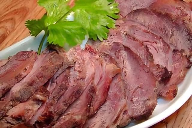 从酱肉到饺子：长春十大传统美食全攻略
