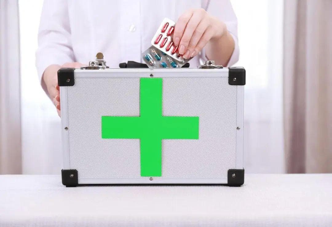 2元钱一支的红霉素软膏，功效有多强大？