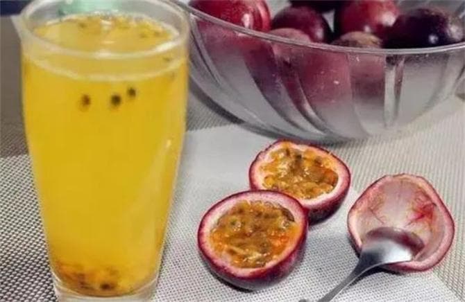 果茶和奶茶哪个热量高？减肥期间应该如何饮用？