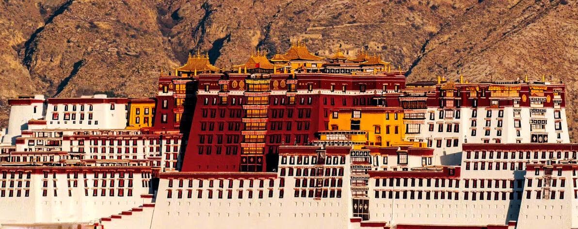 布达拉宫旅游攻略：必去的藏族文化景点