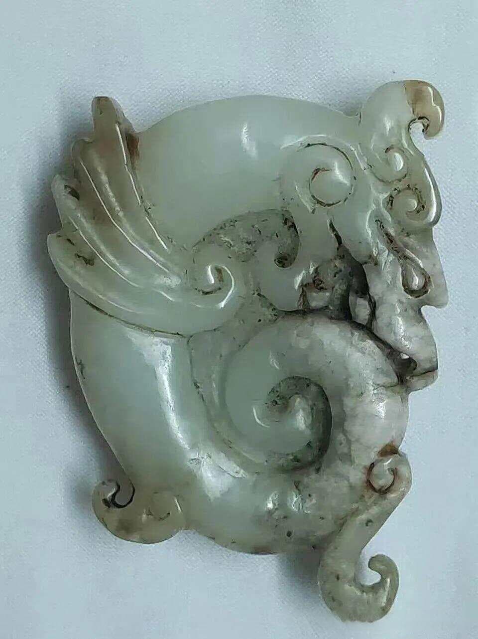 汉代玉器：匠心独运的瑰宝，穿越千年的辉煌