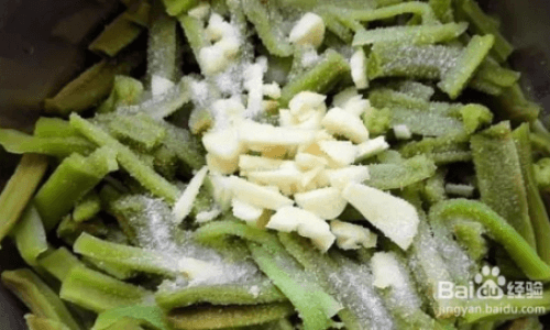 凉拌苔菜的家常做法