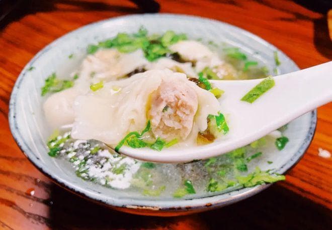 做鲜肉馄饨， 牢牢记住4个调馅技巧，做出来又香又嫩，太好吃了
