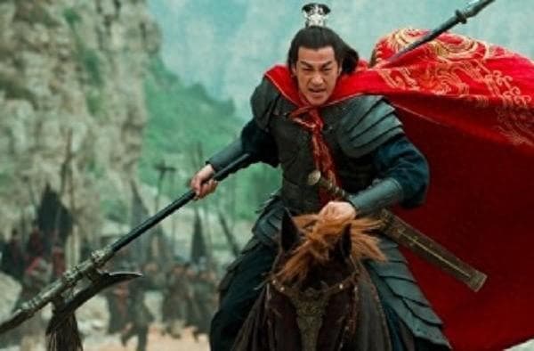 三国演义：吕布手下的三位大将，曹操为何只留了两位