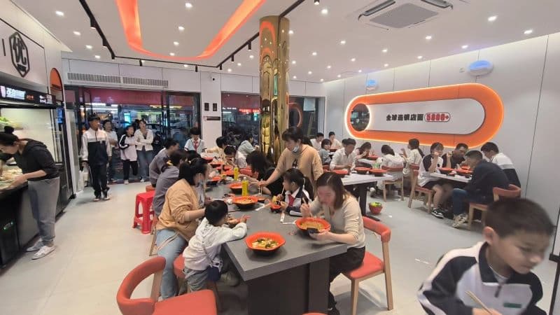 张亮麻辣烫的热量分析与健康饮食指南