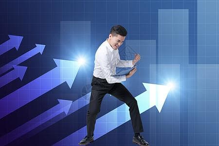设定基于行业的 KPI 指标：利用行业基准进行比较