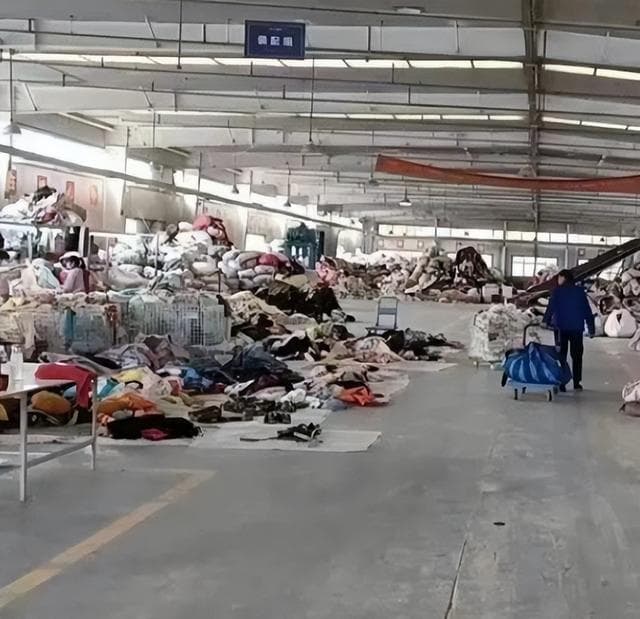 旧衣服去哪了？解密回收背后的盈利与环保之道