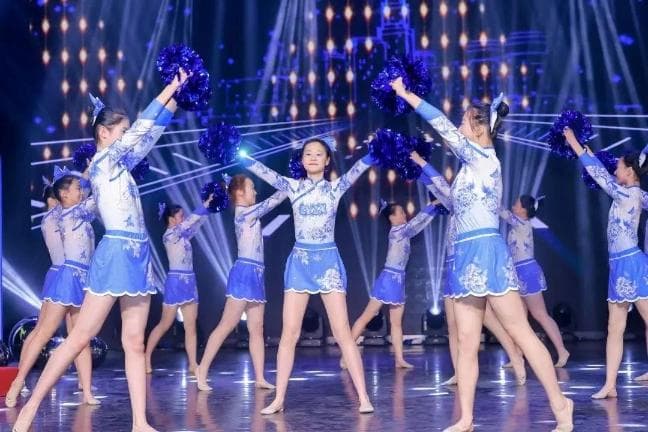 活力校园“动起来”｜“光启未来”、以体育人.... 徐汇区这样促进学校体育工作