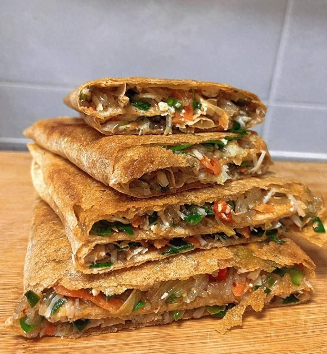 菜煎饼制作教程：多种食材做馅料，营养丰富口感超棒