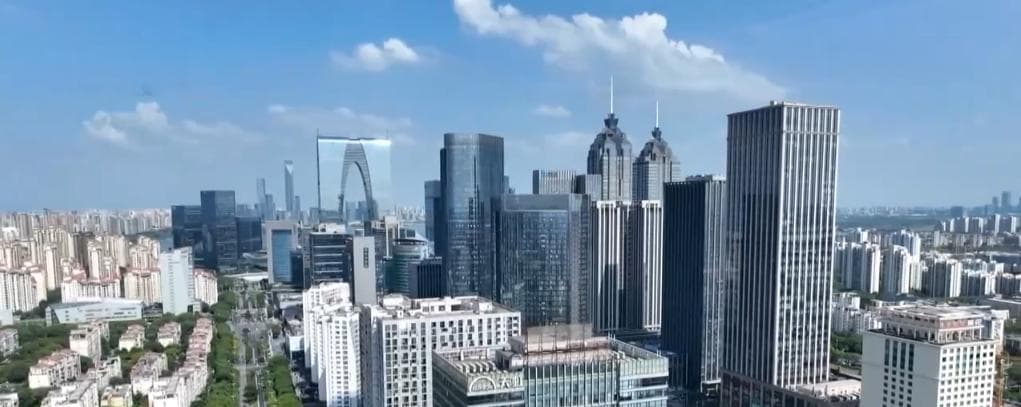 江苏经济总量达13.7万亿元，多个领域领跑全国