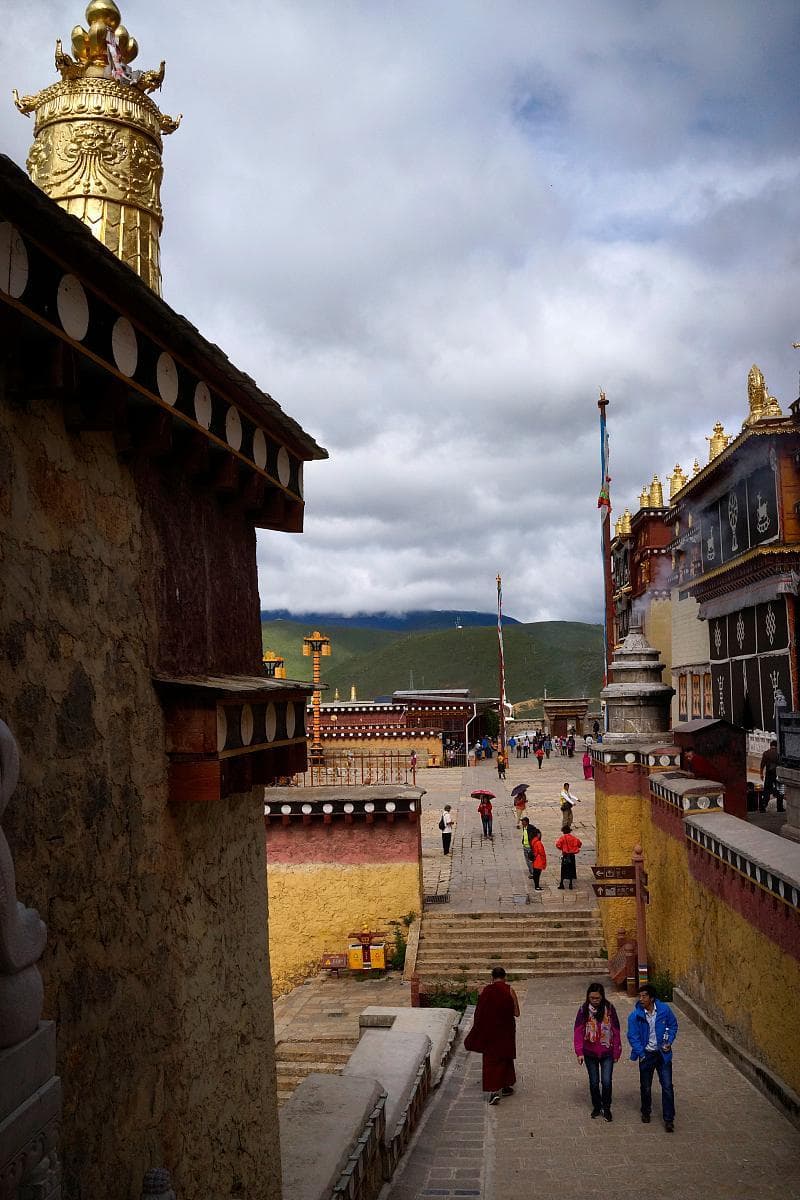 香格里拉：探秘人间仙境的旅游盛宴