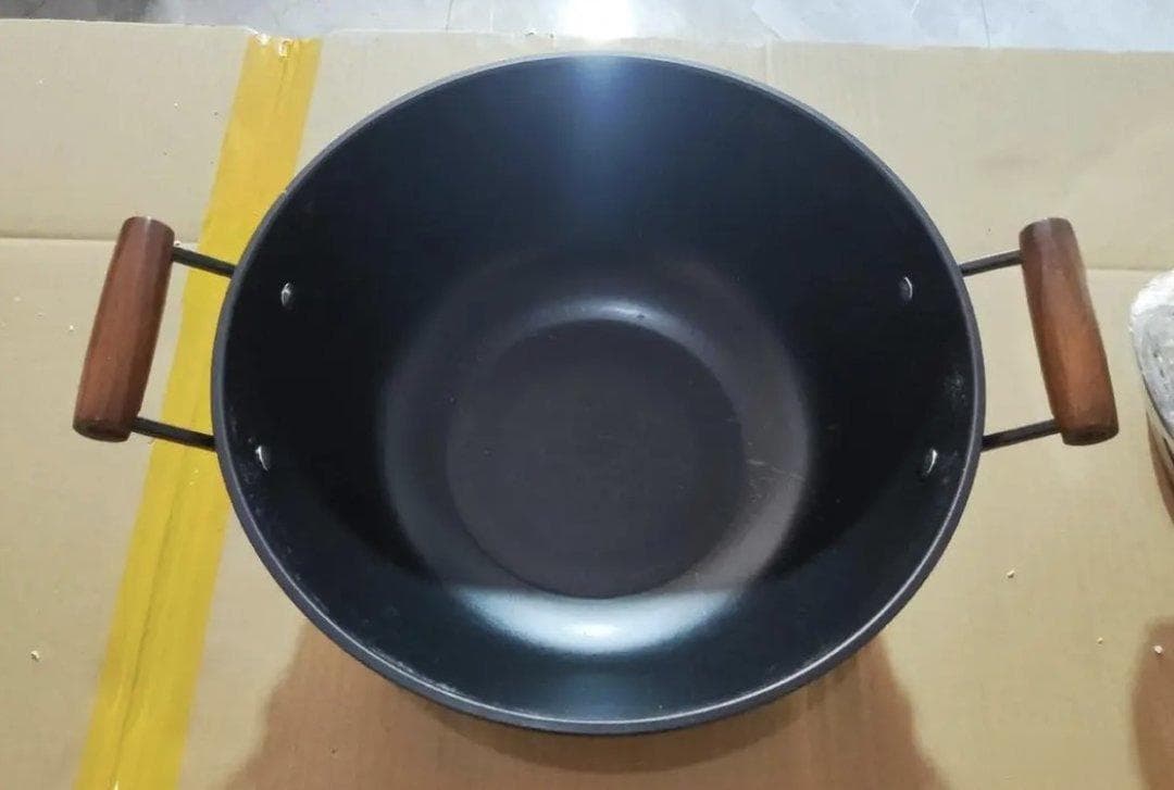 铁锅怎么选？铁锅通常用哪种铁制成？