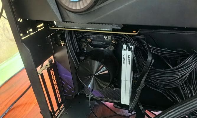 Win10安装显卡驱动黑屏修复指南（解决Win10安装显卡驱动后出现黑屏的问题）