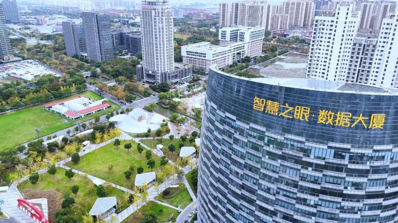 南通开发区：从偏僻江滩到交通便利的现代化区域