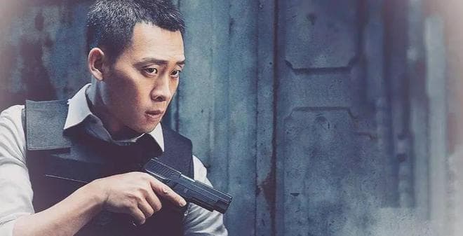 张译再获影帝殊荣，坚韧精神克服外貌质疑成实力派