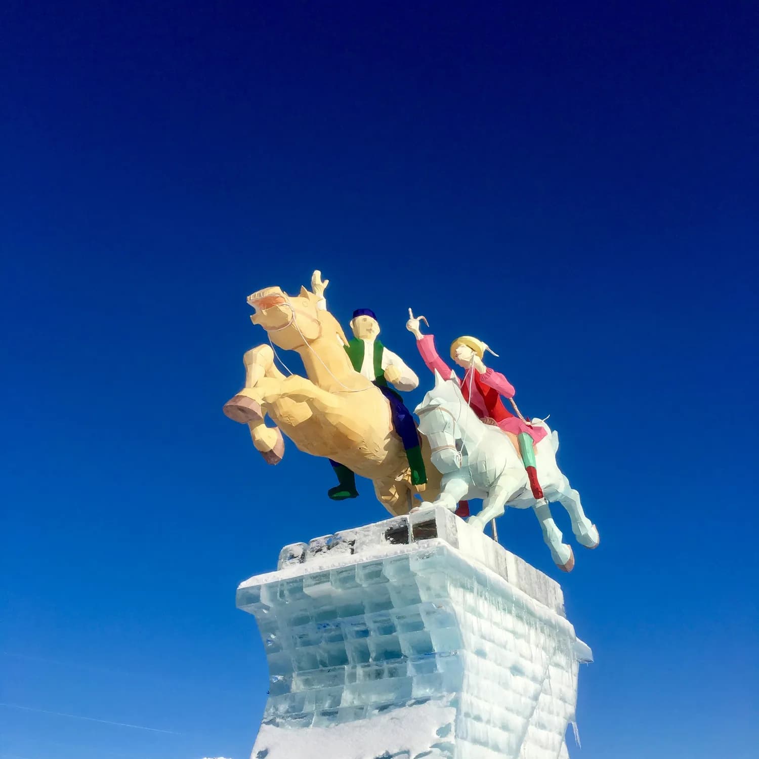 《熊出没之冬日乐翻天》暑期爆红，观众狂点赞！