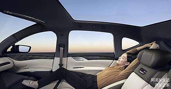 享受太空舱体验，安全性如何保障？探讨‘零重力’座椅的隐患