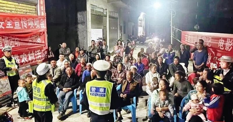 沿河交警：“四项措施”强化面包车隐患大排查大整治工作