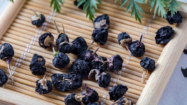 黑枸杞的功效与作用及正确吃法