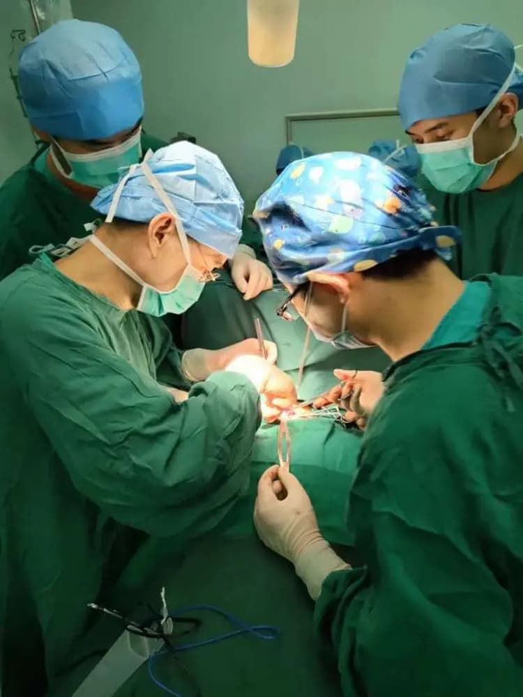 甲状腺癌术后如何复查甲状腺功能？