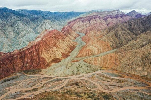 昆仑文化：中华民族共同构建的文化符号和标识