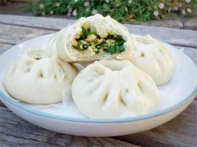 韭菜包子蒸好就变色？这样做就能保持翠绿