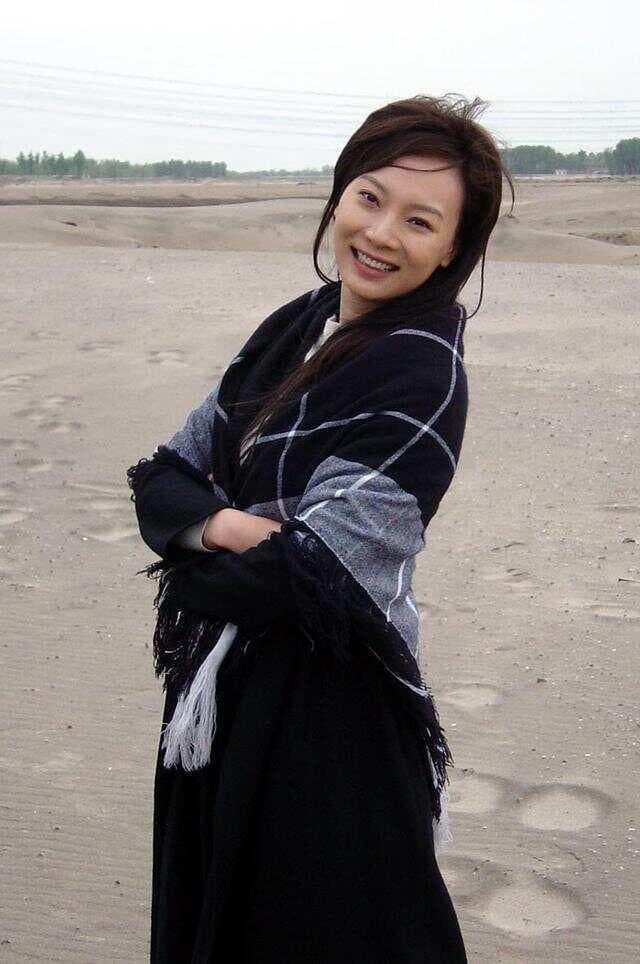 《暗算》之看风者篇：黄依依、安在天，岂止落花有意流水无情这么简单