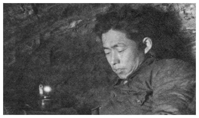 原来中国人民解放军军歌的创作者，是与我们并肩抗战的外籍人士