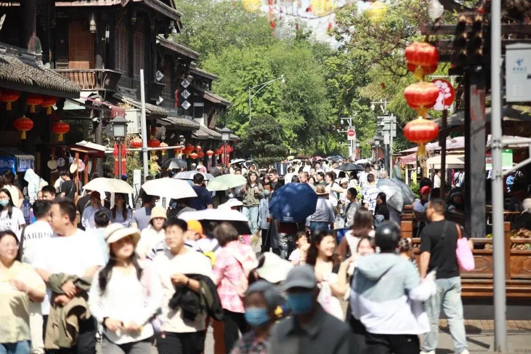 成都青羊：特色街区激发城市活力 以文化本底升级消费场景
