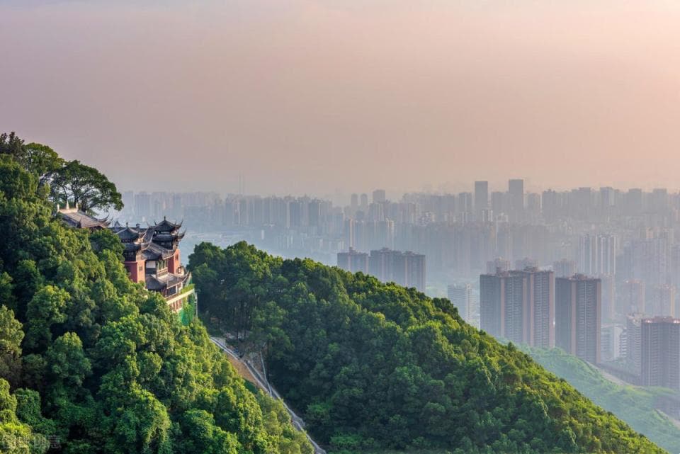 “火炉”重庆，凭啥被评为中国十大宜居城市？