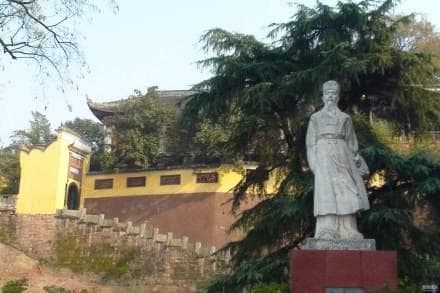 黄州赤壁：三国古战场与文人墨客的千年传奇