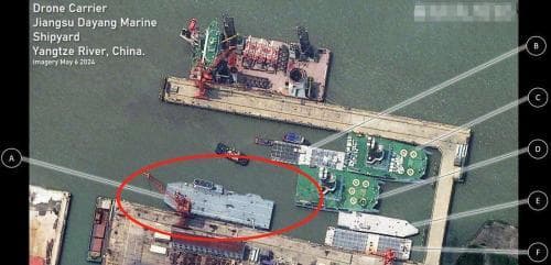 中国首艘无人机专用航母曝光：1万吨级舰艇可与大中型航母实现“高低搭配”