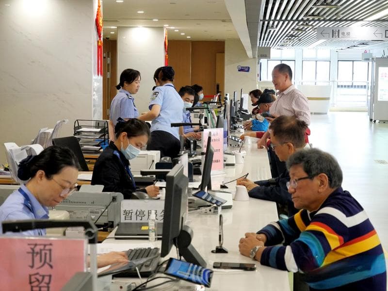 40位台胞厦门集中办居住证，今年以来首次组团办理