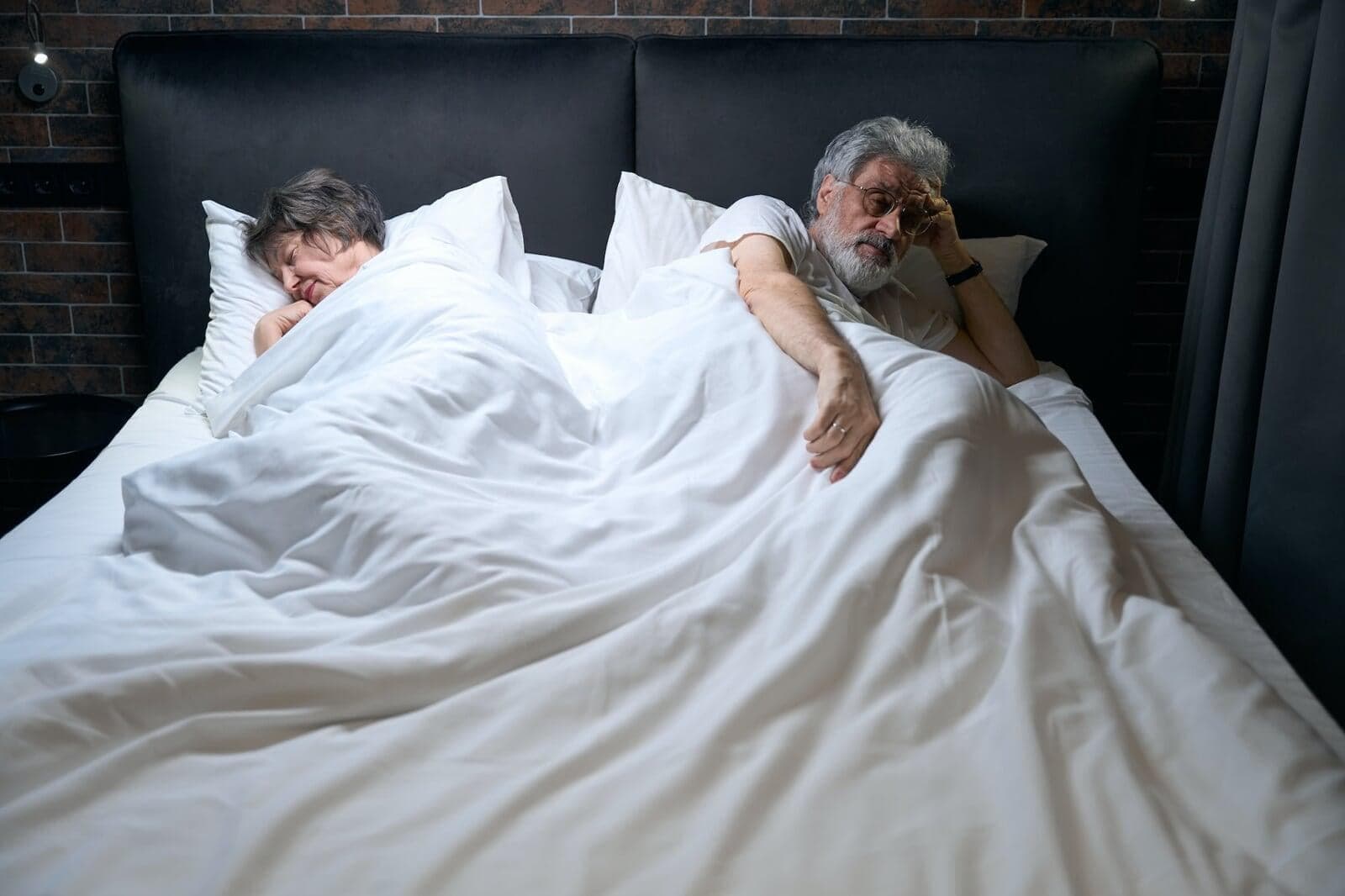 随着年龄的增长，正常的睡眠会发生哪些变化？