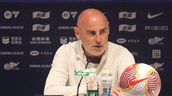 海港客场挑战青岛西海岸 伤病困扰下能否延续连胜？