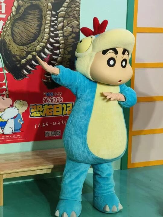 蜡笔小新新篇章：《我们的恐龙日记》带你回归童年温暖与冒险