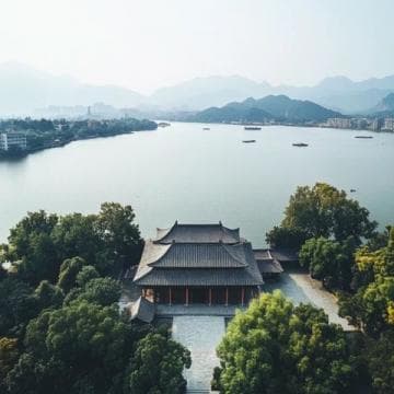 杭州十大必游景点：从西湖到宋城，领略江南文化魅力