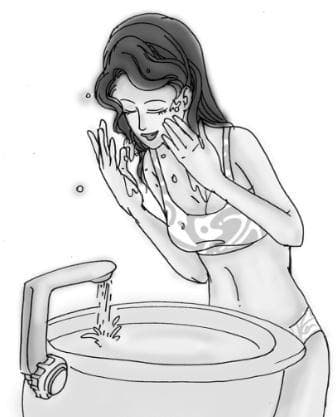 正确洗脸的六个步骤