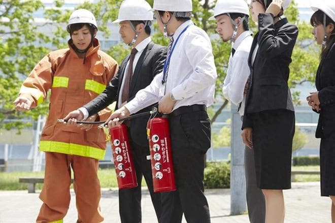 办公室安全指南：预防事故和紧急情况