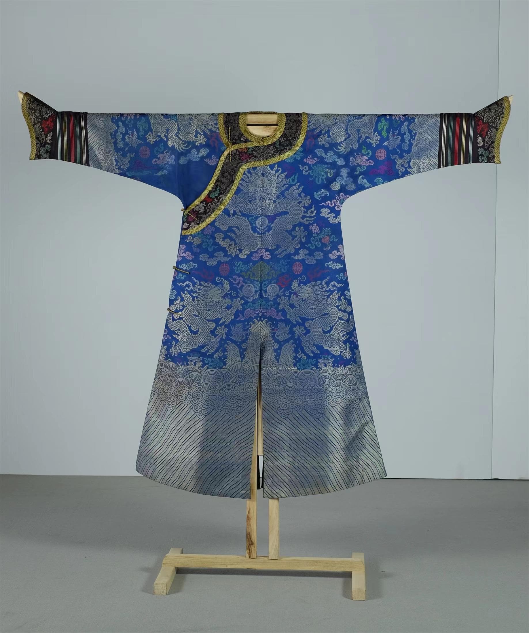 探秘永清服装博物馆 领略古今服饰之美