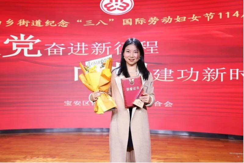 一位母亲的坚守：照顾脑瘫儿的同时还资助贫困儿童
