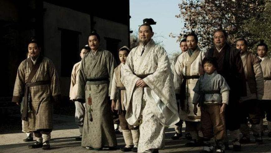 古人为何实行嫡长子继承制？即使嫡长子无能，也要立长不立贤