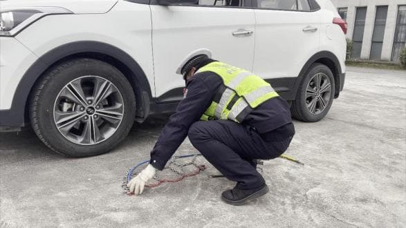 防滑链→这样安装才正确！| 雪天行车