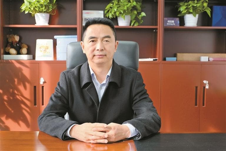 深圳外国语学校（集团）党委书记何石明：主动作为，回归教育本原
