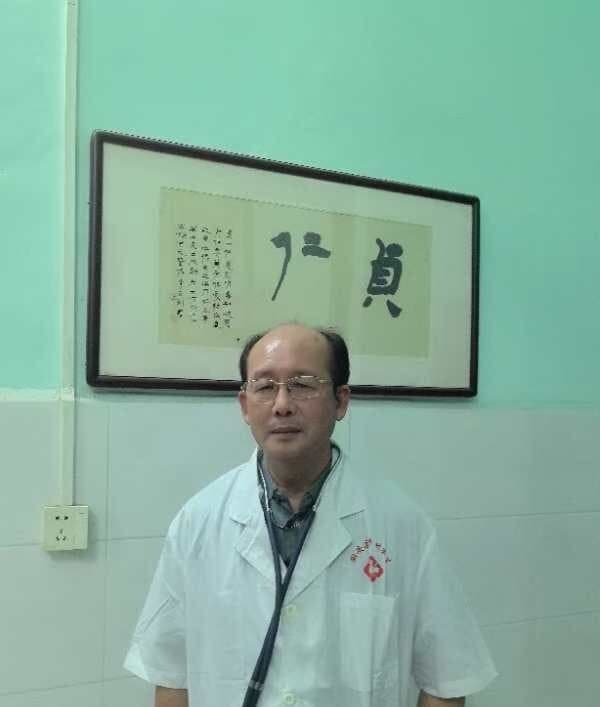 乡村医生李锡浩：三十余载坚守 守护村民健康