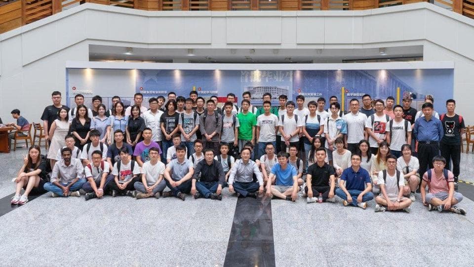 他们的选择：“青” 尽全力，筑梦四川建设！