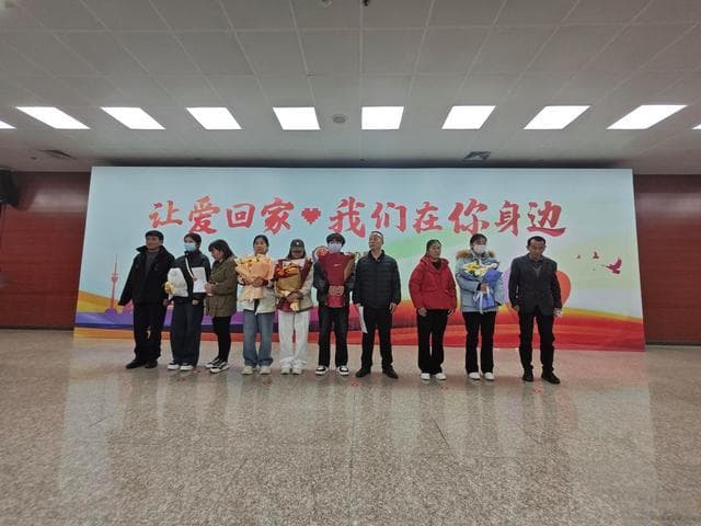 西安公安侦破拐卖儿童积案：两姐妹17年前半年内连拐3名儿童 今日孩子与家人团聚