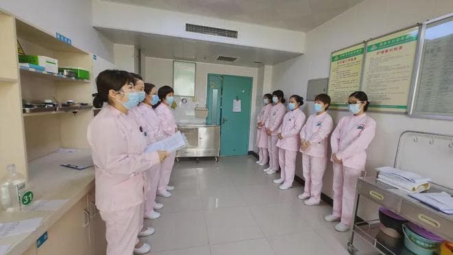 人文引领 做有温度的护理|人文素养培训与实践打造温馨护理新体验