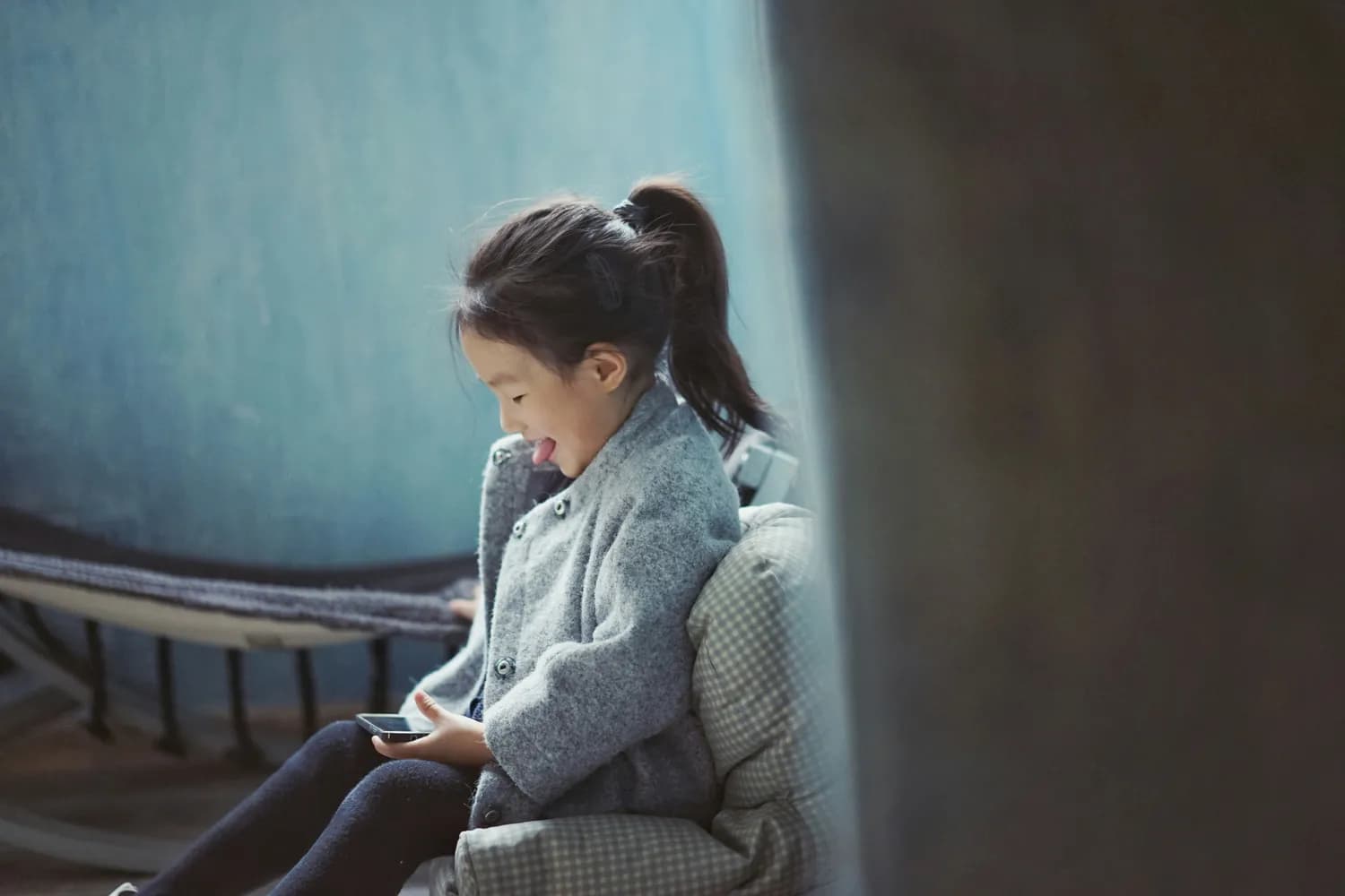 双减政策下，如何破解孩子手机依赖？
