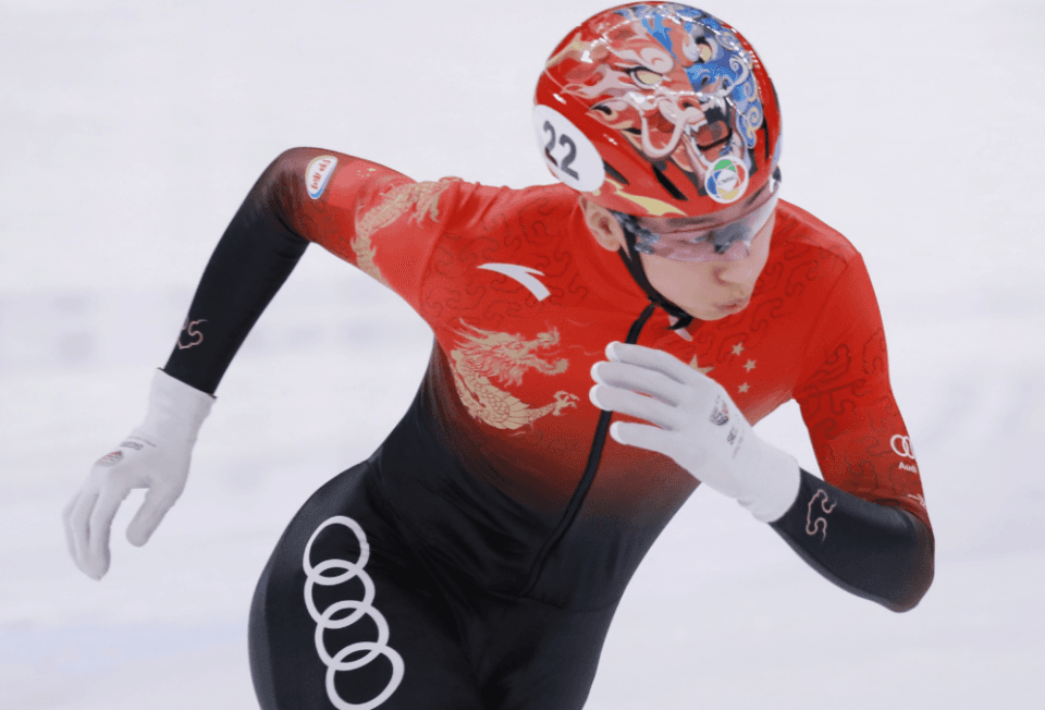 短道速滑世锦赛：加拿大获500米金牌 孙龙第5 中国女子接力犯规